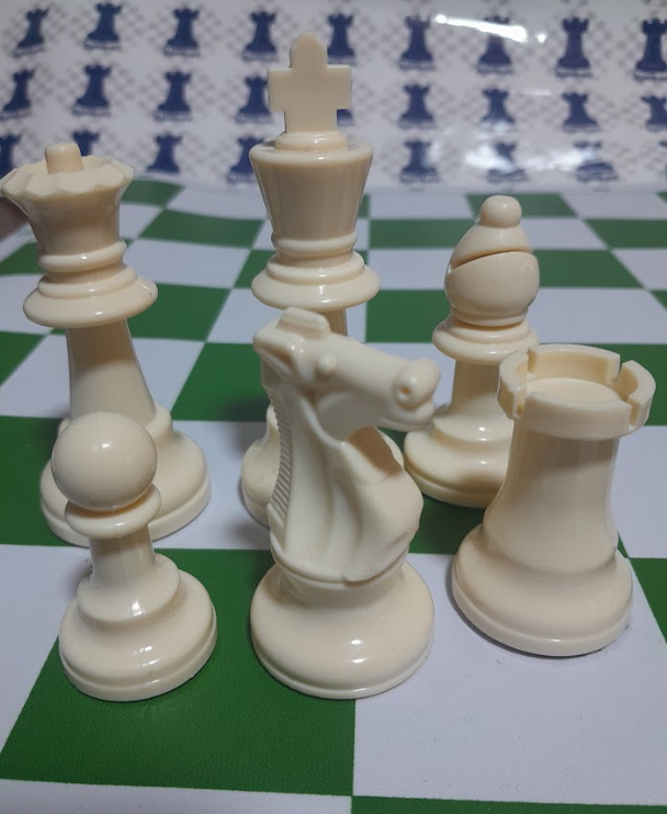 Juego de Ajedrez (sin caja)