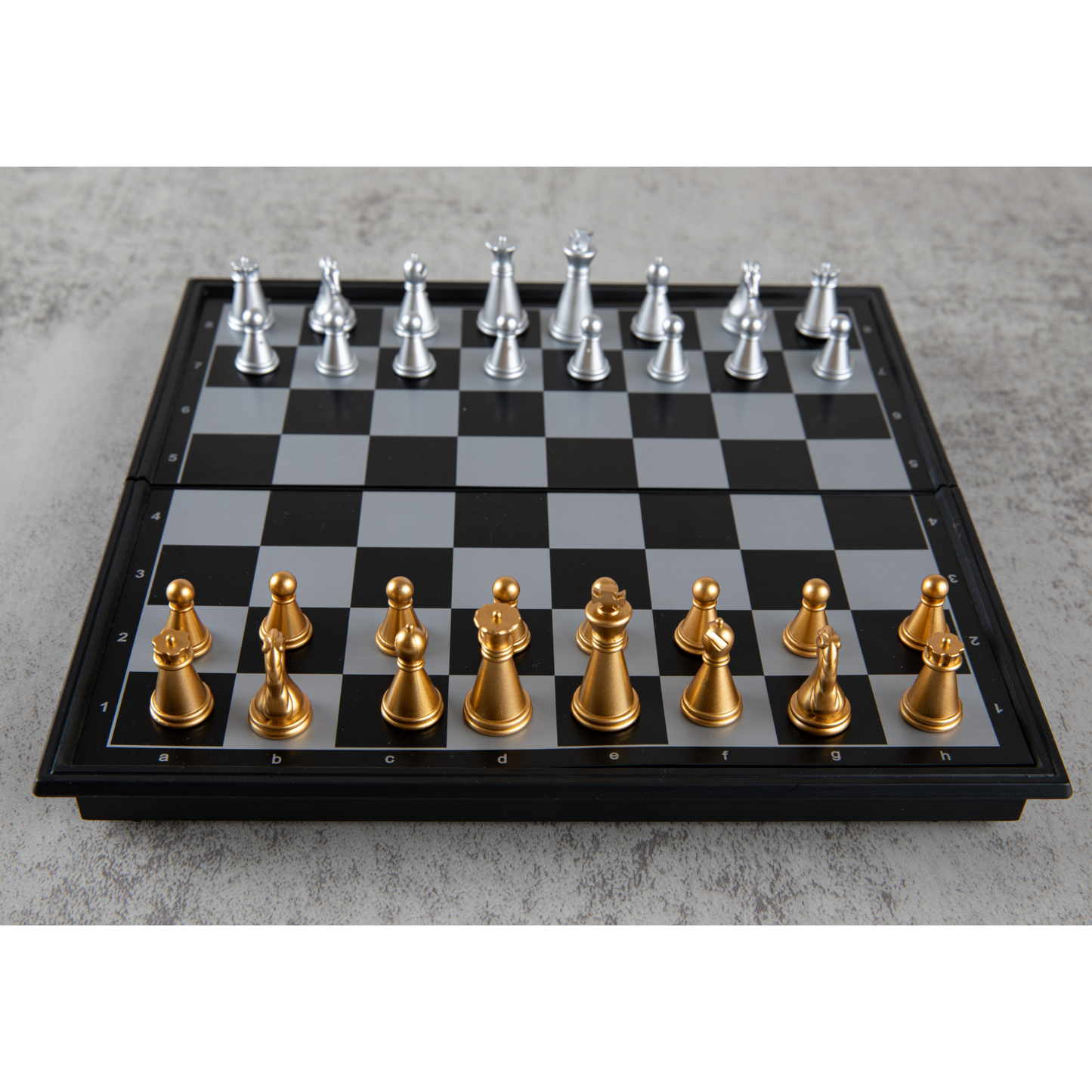 Juego de ajedrez magnetico dorado -chico