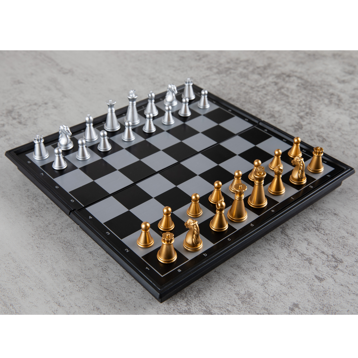 Juego de ajedrez magnetico dorado -chico